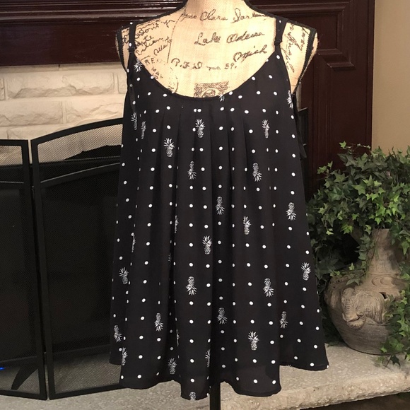 torrid Tops - 50% off top sale today**torrid pineapple/polka dot